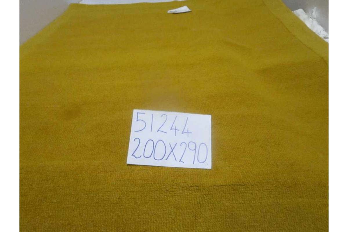 Carpet 100% Wool 2,5 Kg Pile Back Cotton With Tpr
