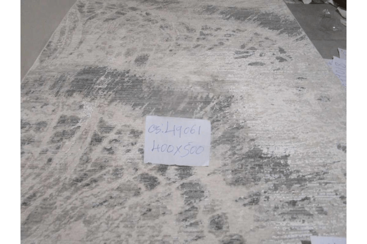 Carpet 400x500 Polyester Shrinked Cotton Backing 2,200 Grms/Sqm 624,000 Points 8mm Pile Hight Lb75e / Ccm47