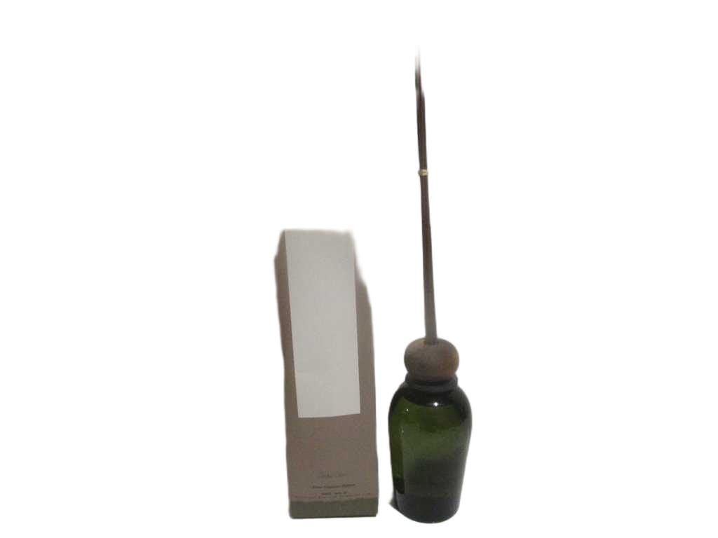 Diffuser, 15% Essence Glass Bottle , 6 Sticks Gift Box Tonka Clove Moq: 500pcs Tonka Clove Moss 2000ml