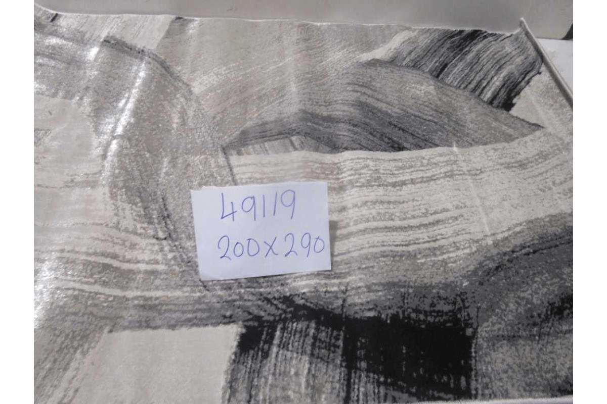 Carpet 200x290 Shiny Shrink Polyester + Pp 2,200 Gsm 604,000 Pts 8mm Pile Hight Cream Anthracite