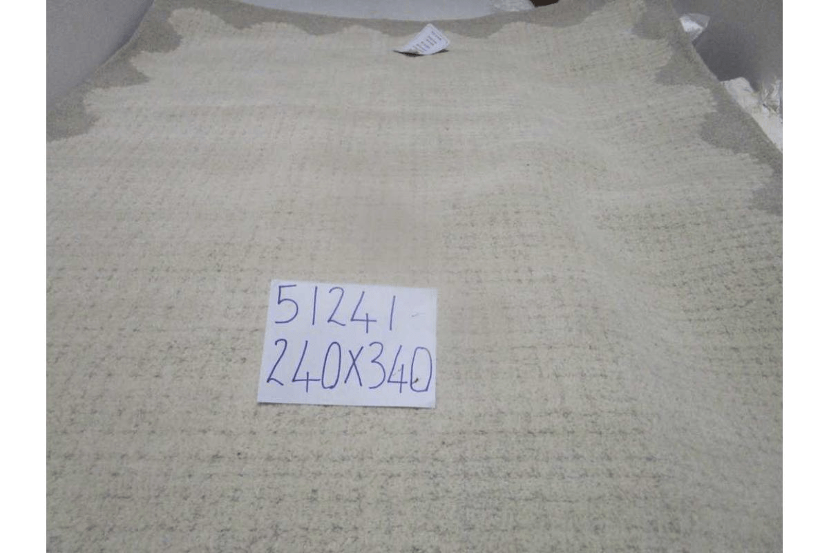 Carpet 100% Wool 2,5 Kg Pile Back Cotton With Tpr