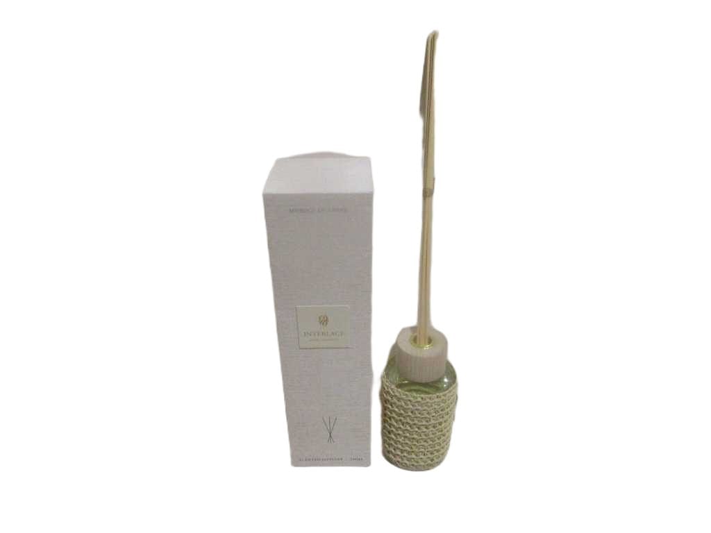 Diffuser, 15% Essence Glass Bottle , 6 Sticks Gift Box Moroccan Amber Moq: 1200pcs Moroccan Amber Beige 220ml
