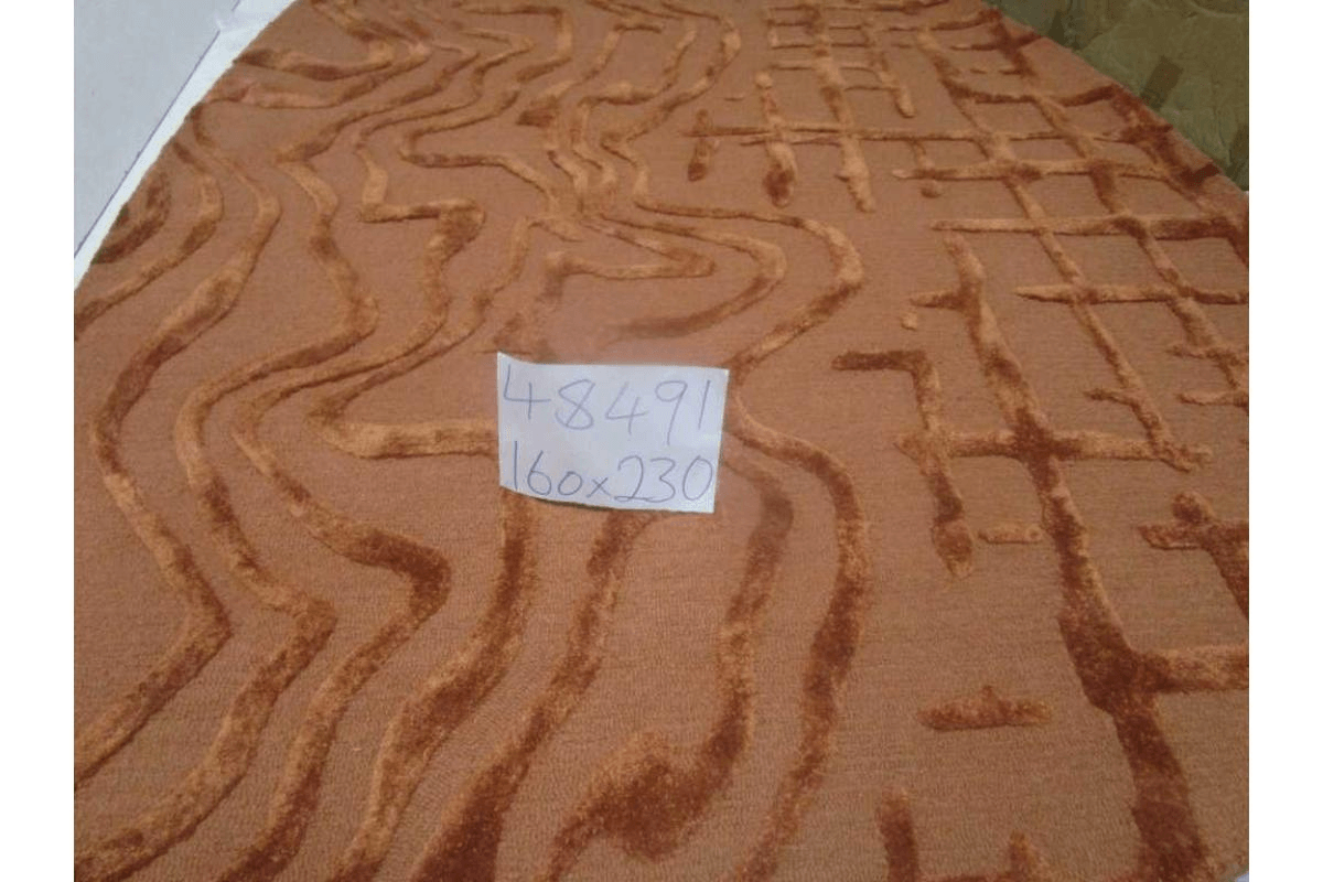 Rug Handtufted Wool And Viscose - Cotton Back