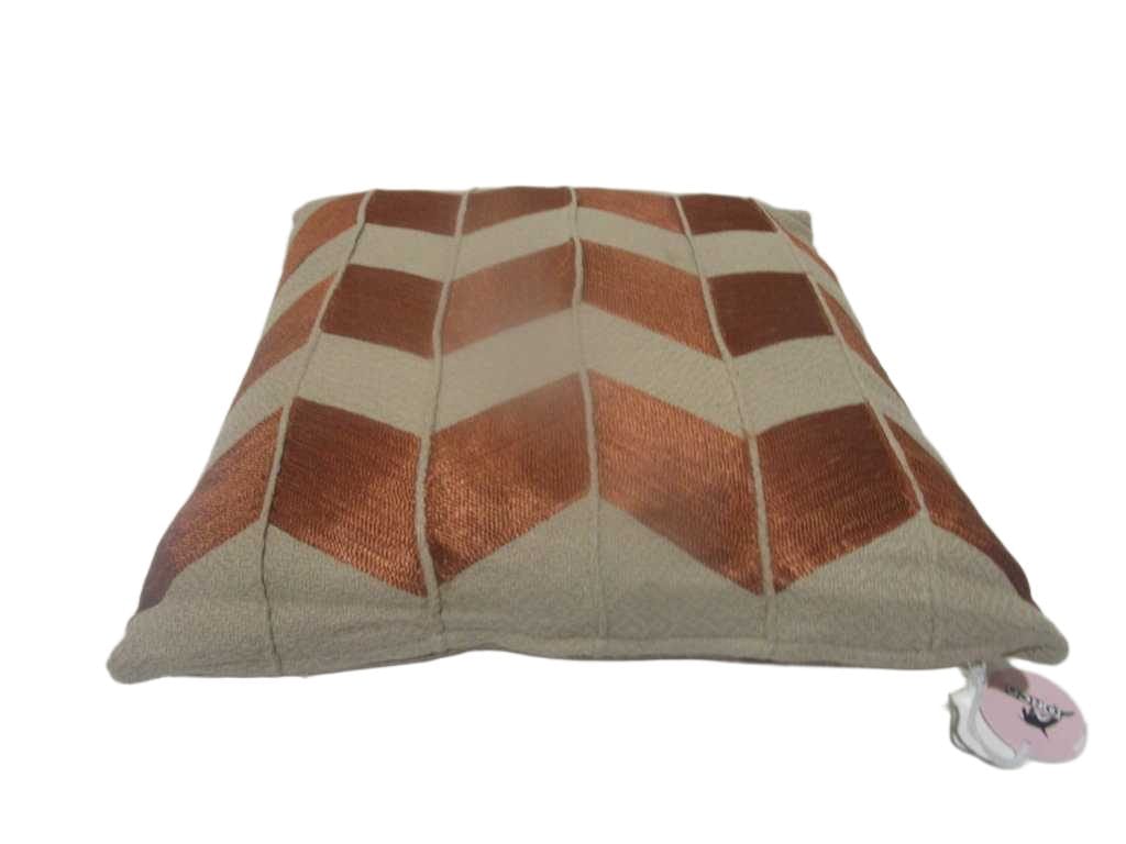 Cushion 45x45cm - Filling 425gsm Vaccum Packed - 100% Cotton Dobby Front And Back, With With Pintucks And Chainstitch Embroidery