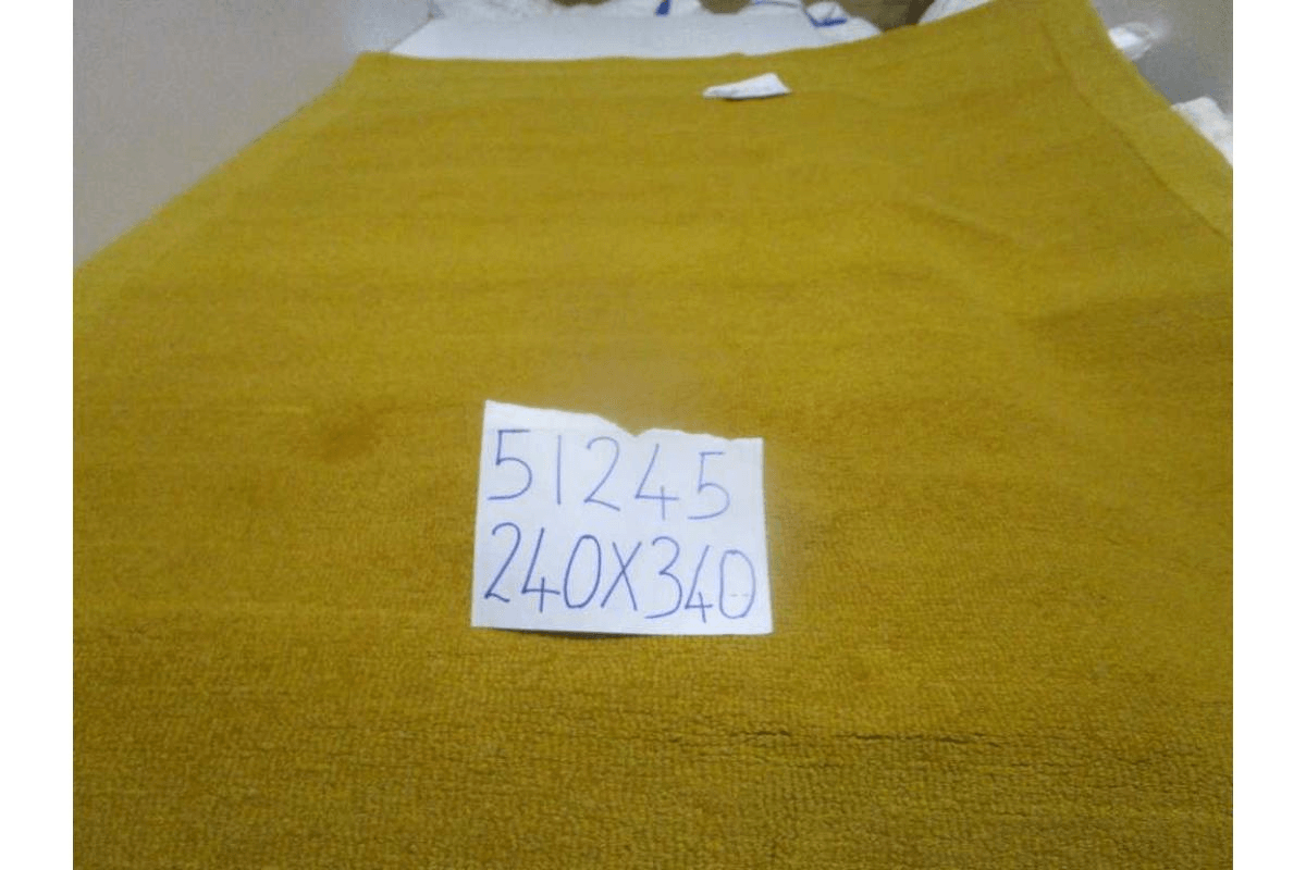 Carpet 100% Wool 2,5 Kg Pile Back Cotton With Tpr