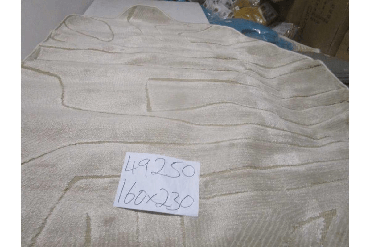 Carpet 160x230 Vanja Pp / Pes Shrink Pp Flat 1,450 Grm/Sqm 8mm Pile Height Beige