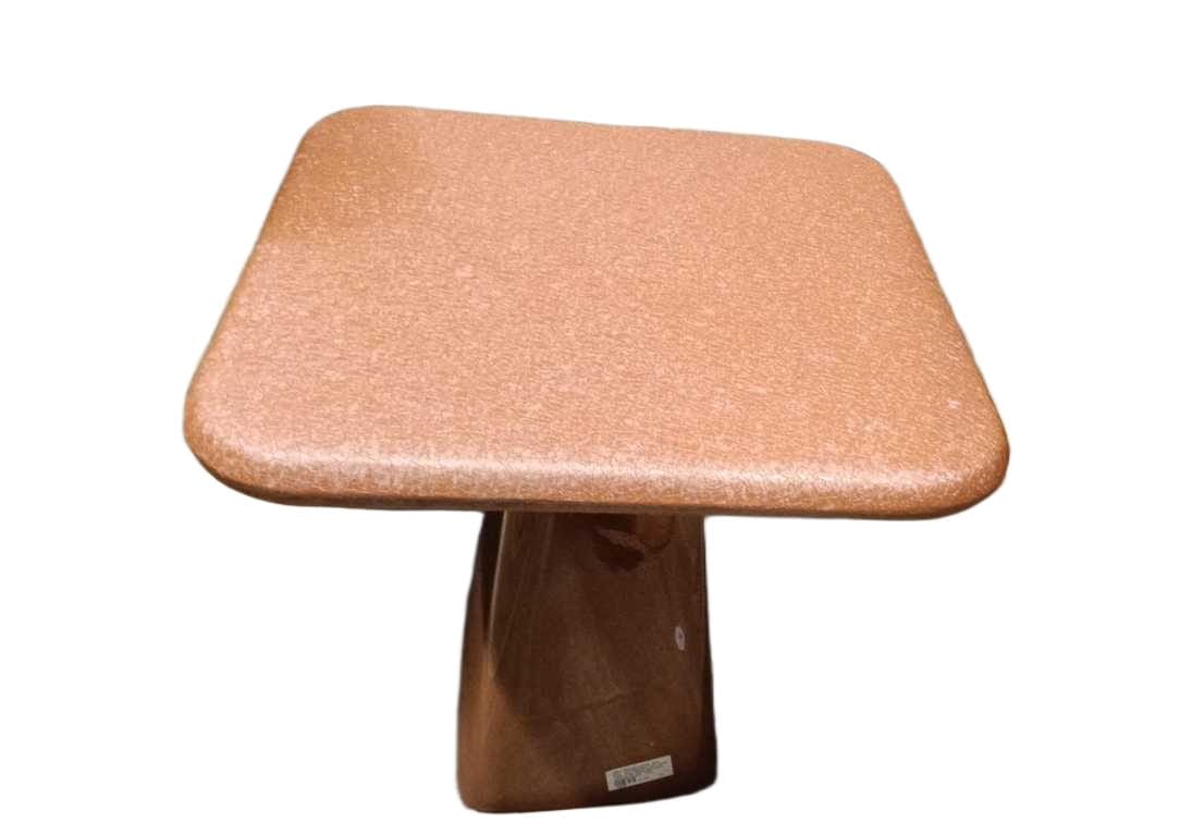 Table Medium Square 100% Iron - Top Finish Matt Net / Base Finish Shine Terra