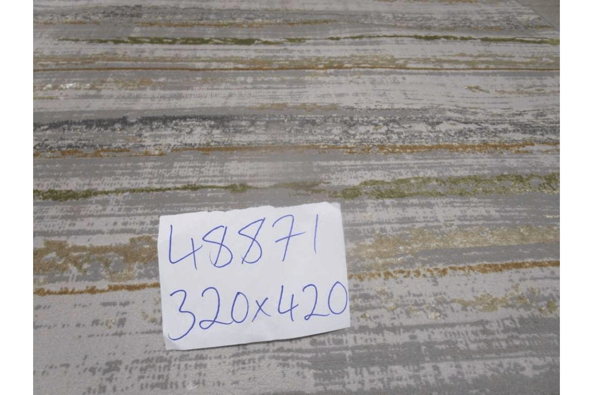 Carpet 320x420 Flosh And Shrink 400,000 Pts/Sqm 11 Mm Pile Height 2,300 Grm/Sqm Gold Inst. Of Cream Gray/Gold