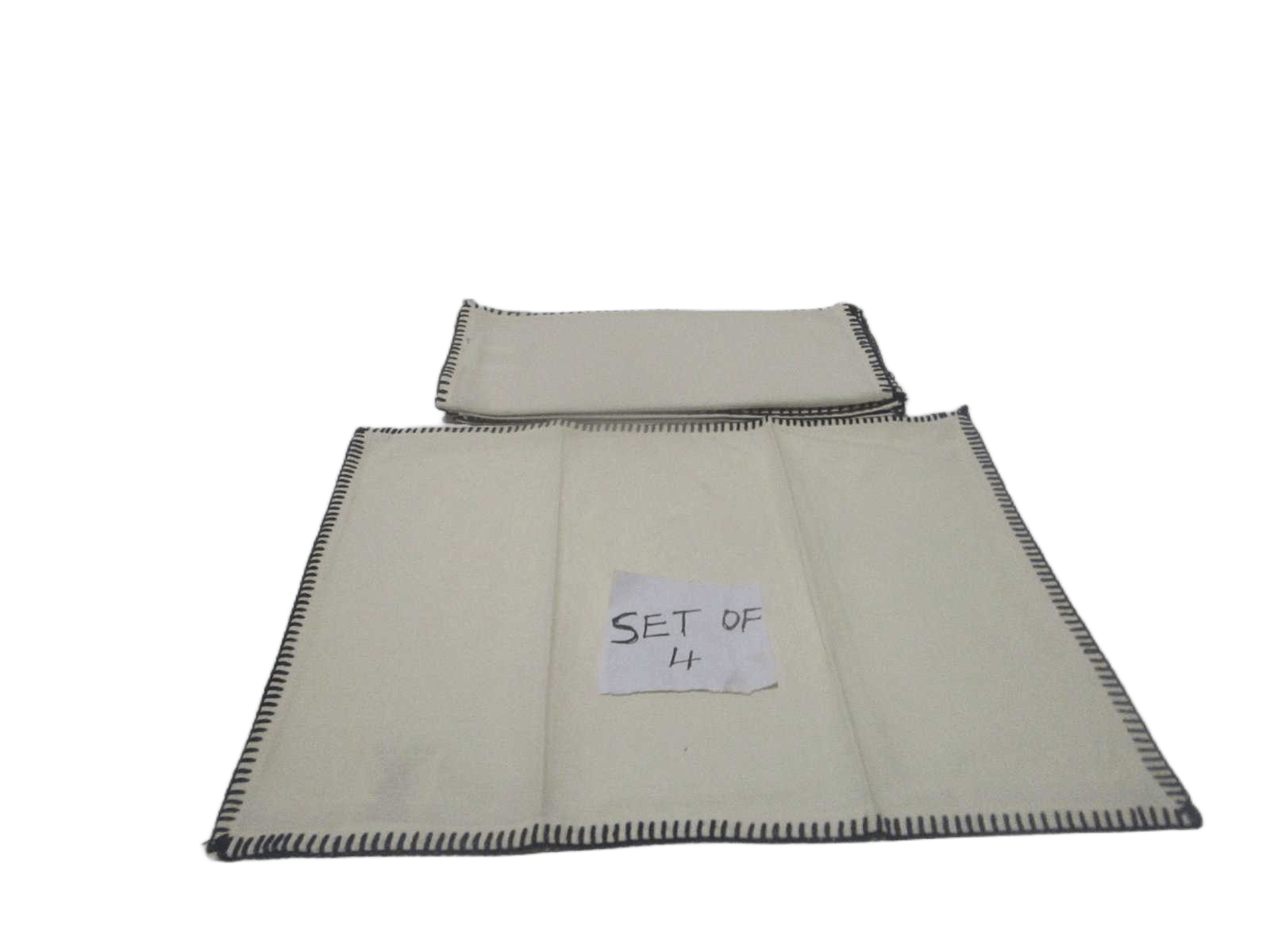 Set Of 4 Place Matt 100% Cotton 160 Gsm With Bordure Blanket Steach 48x33 Crea