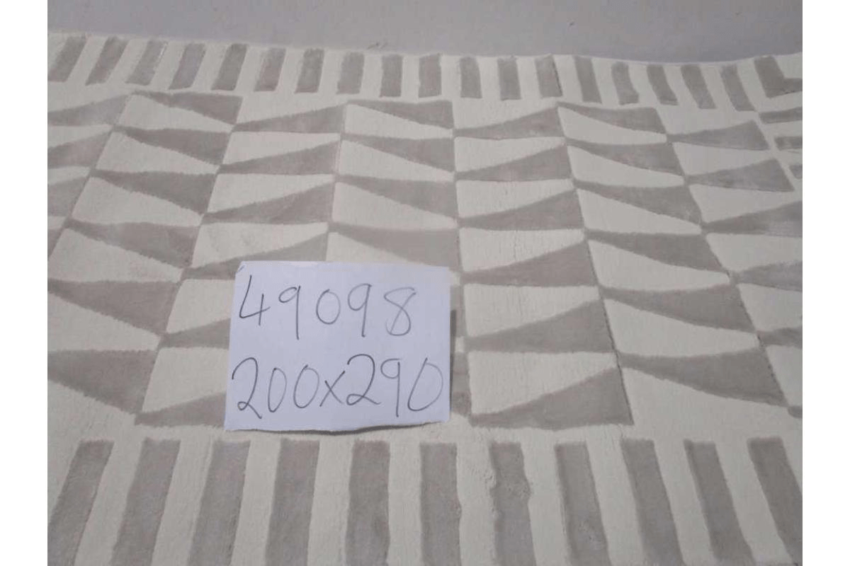 Carpet 200x290 Latte 100 % Polyster 1.750 G/Sqm 12 Mm Pile Height 500.000 Pointe Cotton Backing 3-4% Shrink On Width Washable 26 Cream/Grey