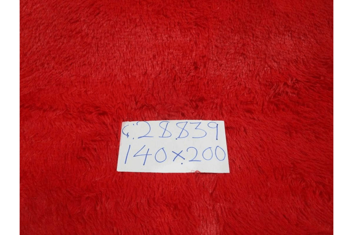 Carpet Dk Red Polyester 1.4*2