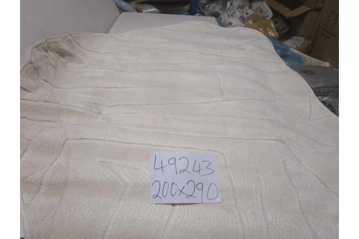 Carpet 200x290 Vanja Pp / Pes Shrink Pp Flat 1,450 Grm/Sqm 8mm Pile Height L.cream