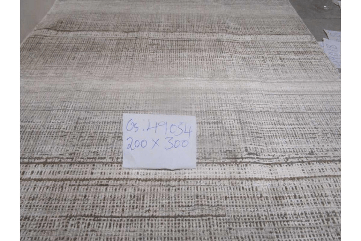 Carpet 200x300 Polyester Shrinked Cotton Backing 2,200 Grms/Sqm 624,000 Points 8mm Pile Hight Lf45a / Ccm83