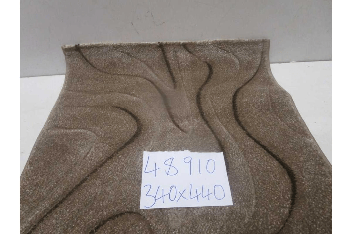 Carpet 340x440 Bond (Aura V77) Pp + Headset Hand Carved 2,200 Gsm/Sqm 243,200 Points/Sqm 10mm Pile Height 080 Diamond-54
