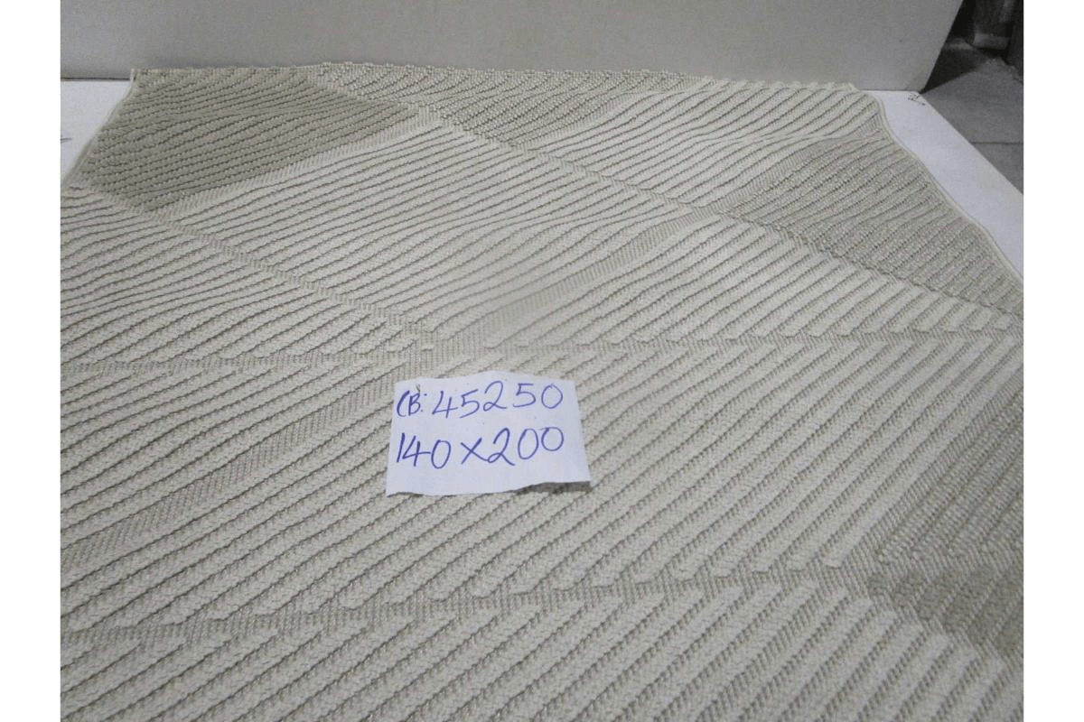 Carpet Cream Bella - Without Fringes 70400 Pnts / Ppflat Weave Loop Height 6 Mm 1900g/Sqm 140x200 Cm