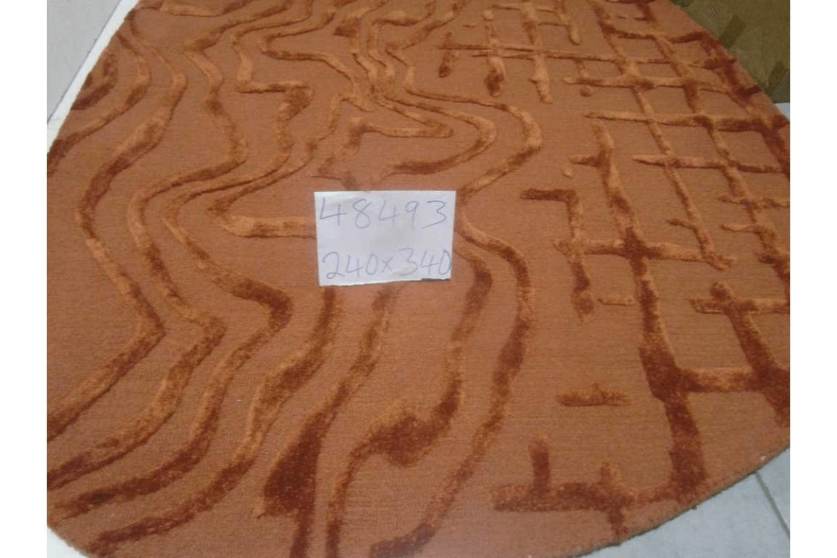 Rug Handtufted Wool And Viscose - Cotton Back