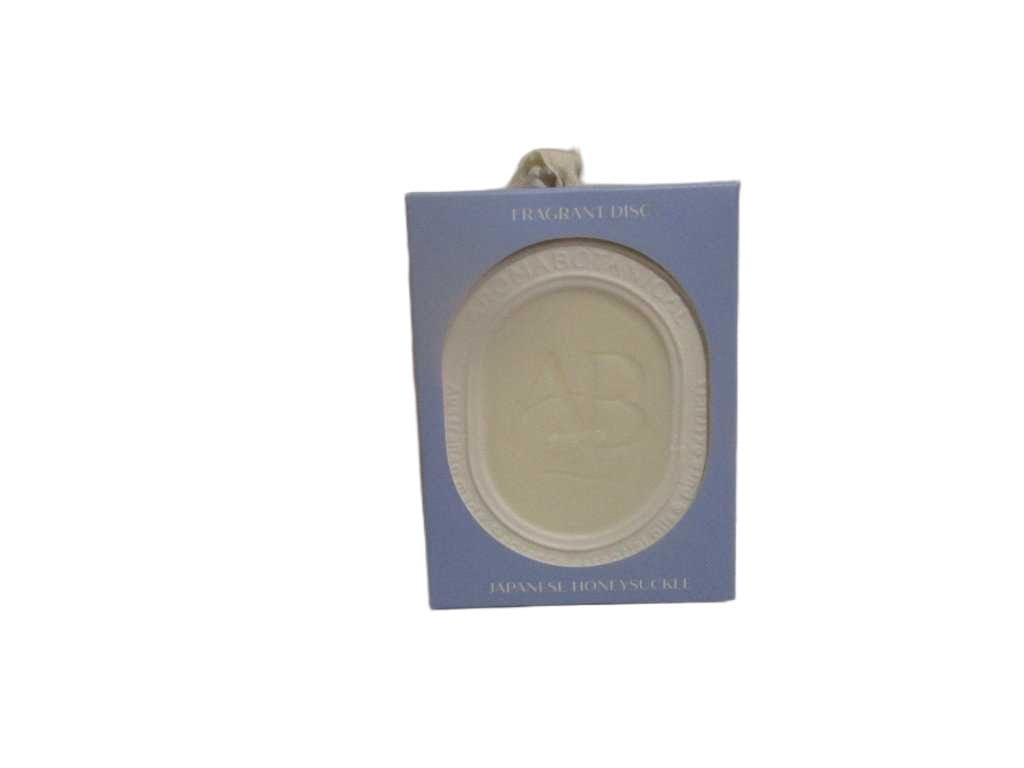 Fragrance Japanese Honeysuckle- Disc For Wardrobe 35g Wax - Round Ceramic Support - Packaging In Coloured Card Board Box 400g