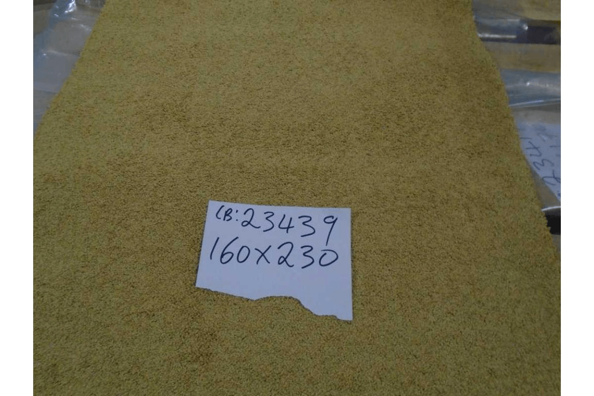 Carpet Kiss Yellow