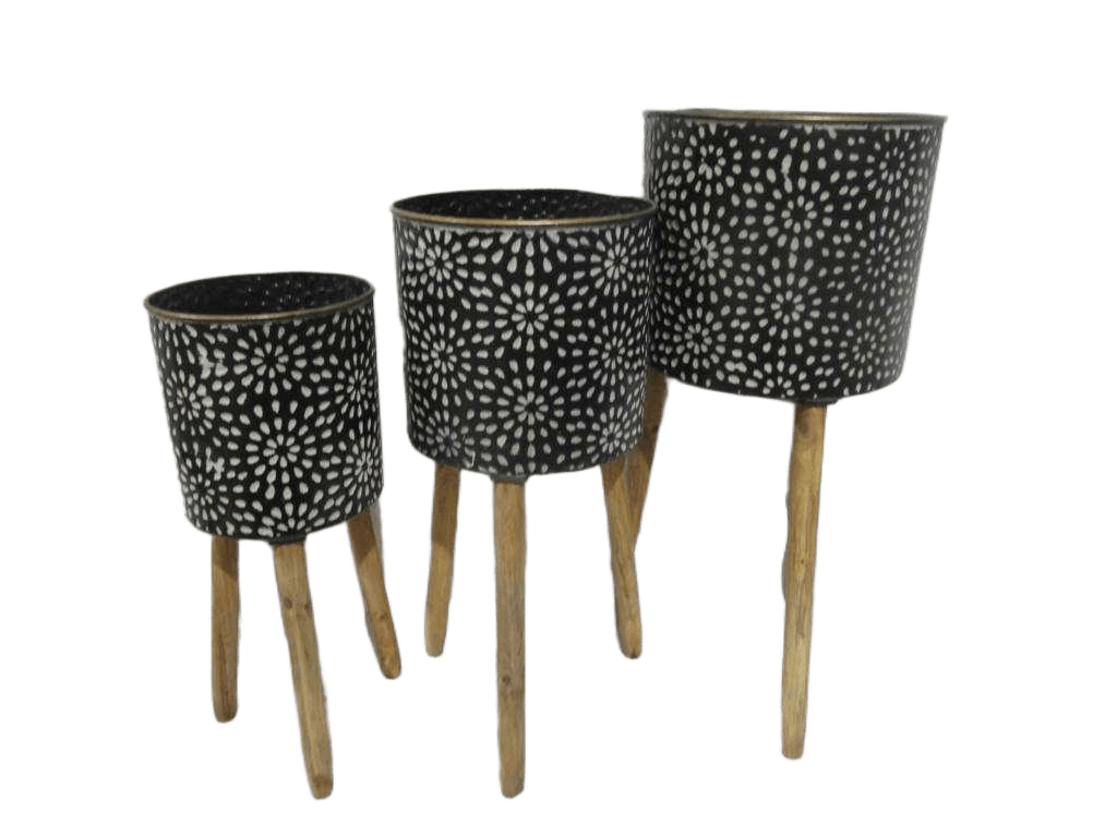 Flowerpot Set Of 3 Metal W Wood Shelf S:.73 L: :25.5x25.5x57.5hcm M:21.5x21.5x50.5h Cm S:17.5x17.5x43.5hcm 1cl=