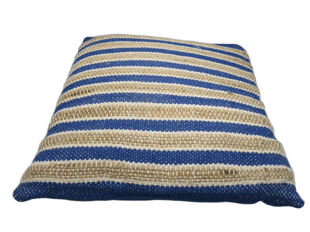 Cushion ; Front In Cotton/Jute Rug Quality. Back In Solid Cotton With Zipper. Vacuum Packed With 400 Gms Polyfill Filler Inside. Cover - Front - 70% Jute, 30% Cotton Back - 100% Cotton Filler - 100% Polyester