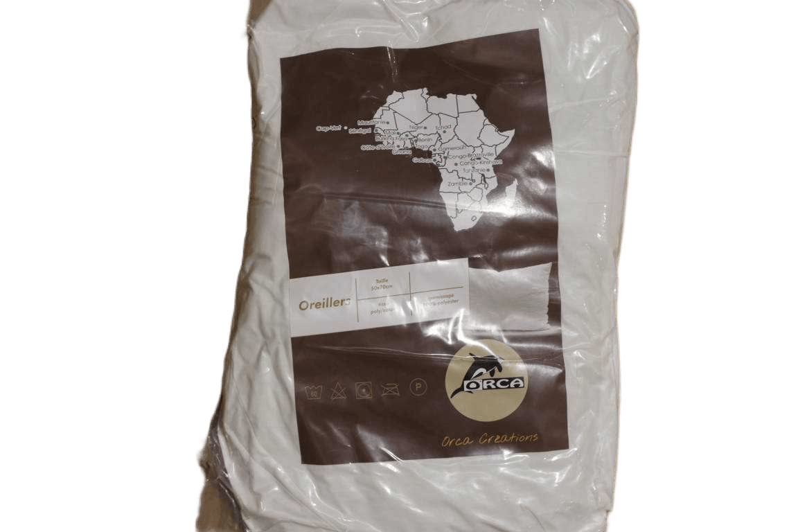 Pillow Polycotton 97gsm Inside Polyster, 700g Vacuum Pack With Insert Card