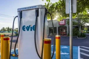 NT obtient enfin sa première borne de recharge rapide pour voiture électrique
