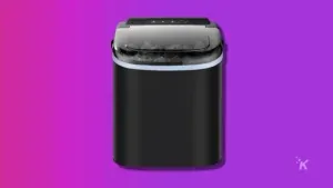 Fabriquez toute la glace avec ce fabricant de glace portable sur plan de travail, maintenant à 79 $