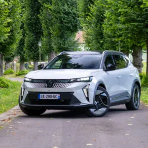 Renault envisage d'ajouter un moteur thermique sur la future plateforme des Megane et Scenic