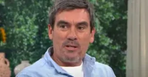 Star d'Emmerdale Jeff Hordley laisse entrevoir le secret choquant de Caleb Miligan
