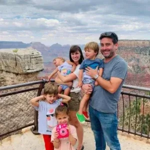 Que s’est-il passé pour la famille Matsumoto de ‘Fixer Upper’ ? Mise à jour après une rénovation épique.