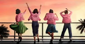 Grease : L'Ascension des Pink Ladies – Critique TV