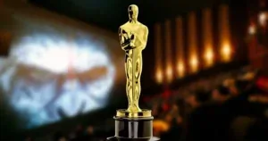 The Oscars seek to boost theaters with new rule for streaming films to be eligible for nominations

Les Oscars cherchent à dynamiser les cinémas avec une nouvelle règle pour l'éligibilité des films diffusés en streaming aux nominations.