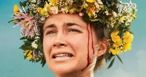 Florence Pugh, star de Midsommar, révèle qu'elle s'est auto-blâmée durant la production.