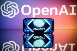 Fuga de datos en Mixpanel afectó a usuarios de ChatGPT; OpenAI retira la herramienta
