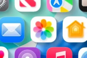 Evolución de los iconos de iOS: del skeuomorphism al Liquid Glass en iOS 26