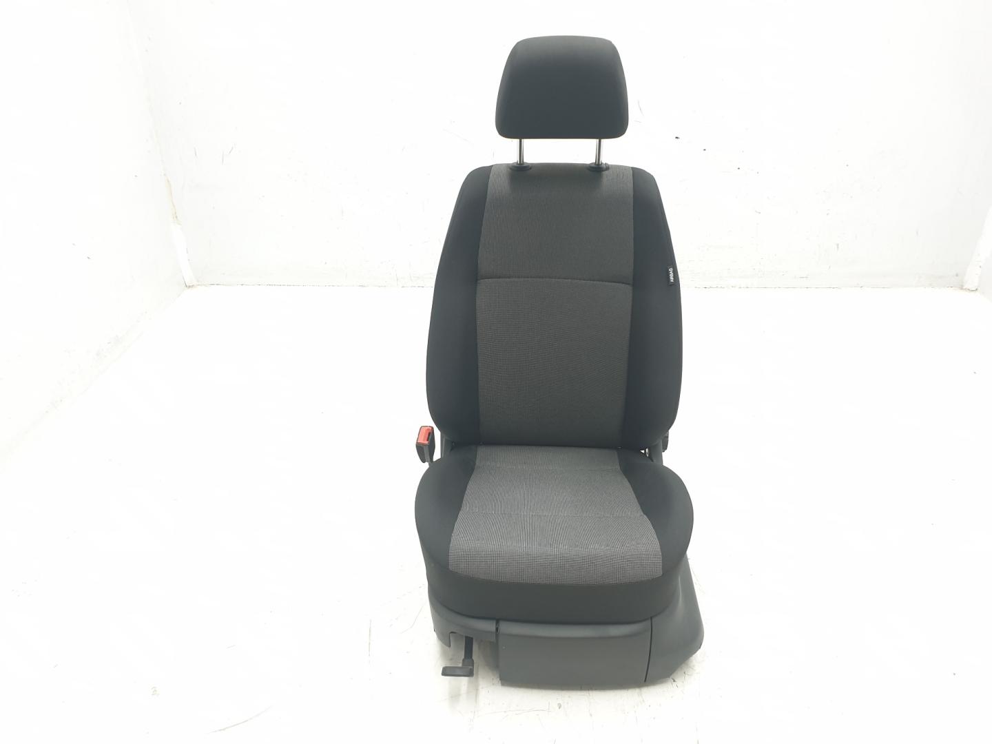 BANCO FRENTE ESQUERDO VOLKSWAGEN CADDY PROFESIONAL SA03.2015