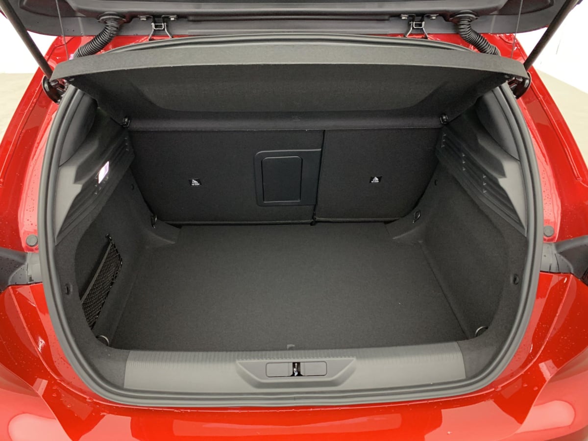 PEUGEOT 308 PureTech 130ch S S EAT8 Allure + Apple Carplay + Android Auto