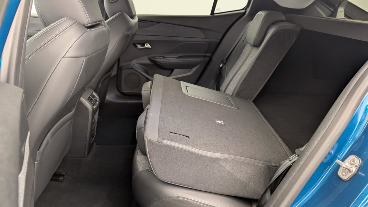 PEUGEOT 408 PureTech 130 ch S S EAT8 Allure