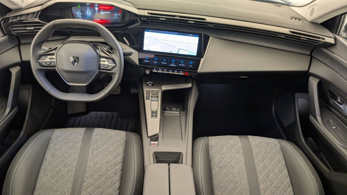 PEUGEOT 408 PureTech 130 ch S S EAT8 Allure