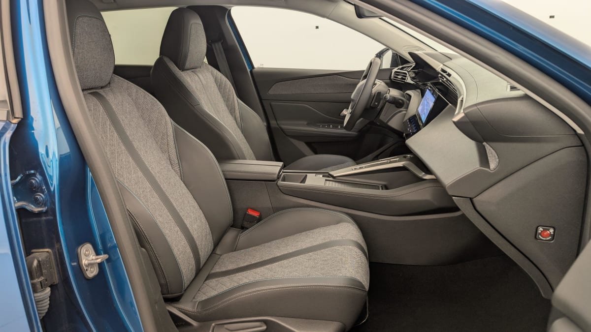 PEUGEOT 408 PureTech 130 ch S S EAT8 Allure