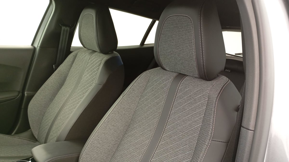 PEUGEOT 2008 PureTech 100 S S BVM6 Allure