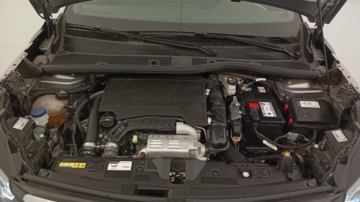 PEUGEOT 2008 PureTech 100 S S BVM6 Allure