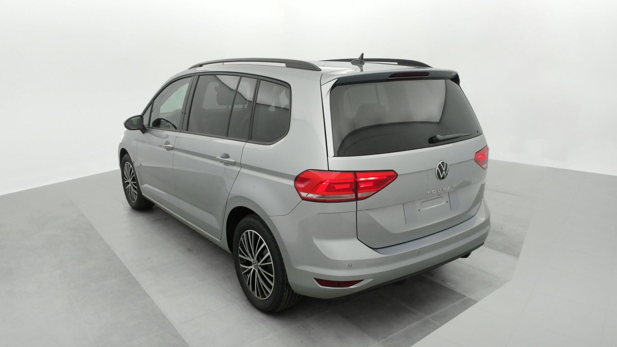 VOLKSWAGEN TOURAN 1.5 TSI EVO 150 DSG7 7pl VW Edition + Pack Easy