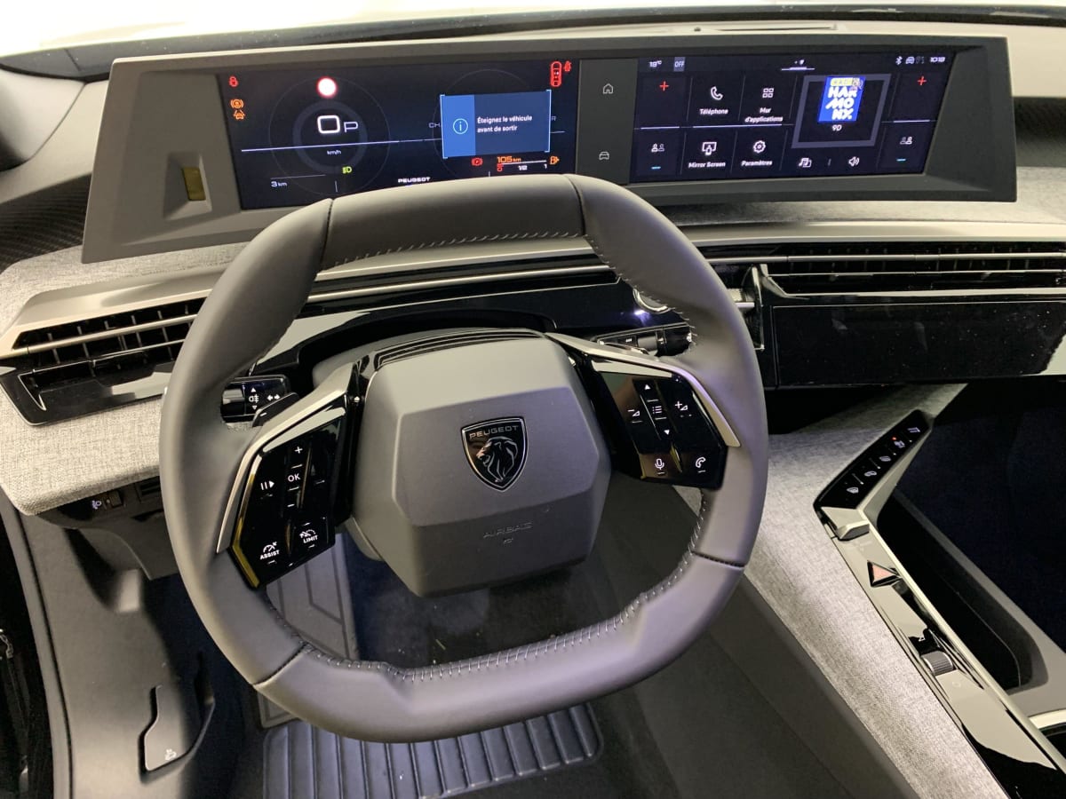 PEUGEOT 3008 Hybrid 145 e-DCS6 Allure