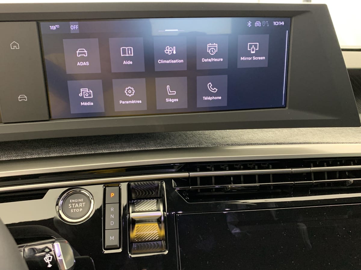 PEUGEOT 3008 Hybrid 145 e-DCS6 Allure