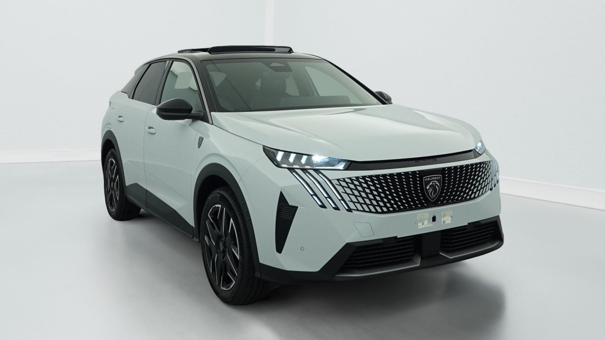 PEUGEOT 3008 Hybrid 145 e-DCS6 GT + Pack Hi-Fi Focal Système + Pack Toit Ouvrant
