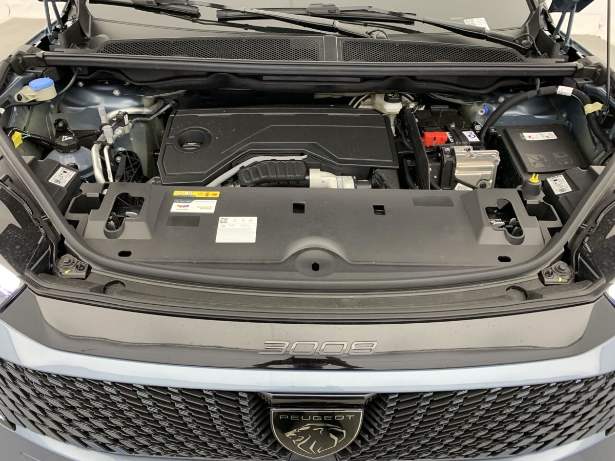 PEUGEOT 3008 Hybrid 145 e-DCS6 GT + Pack Toit ouvrant