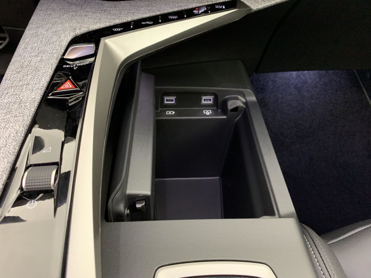 PEUGEOT 3008 Hybrid 145 e-DCS6 GT + Pack Toit ouvrant