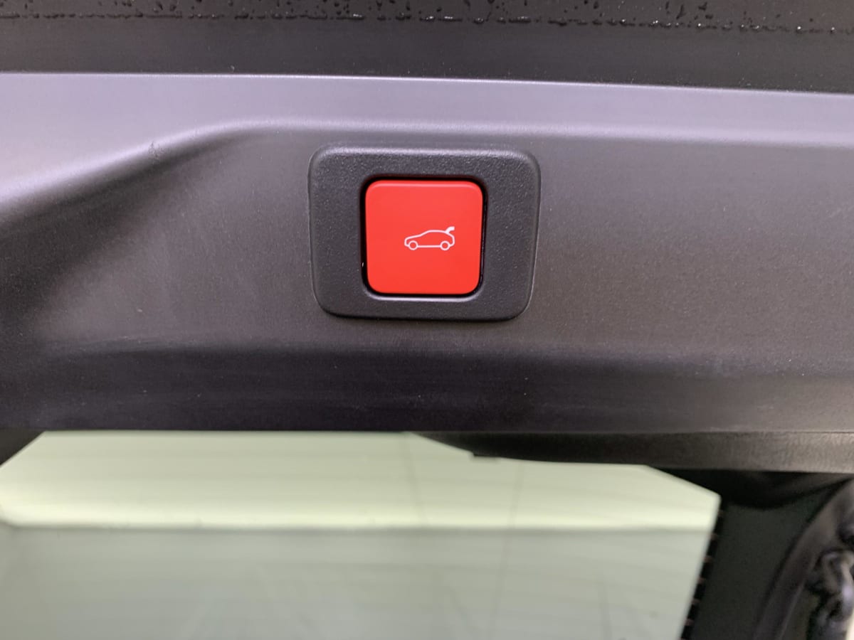 PEUGEOT 3008 Hybrid 145 e-DCS6 GT