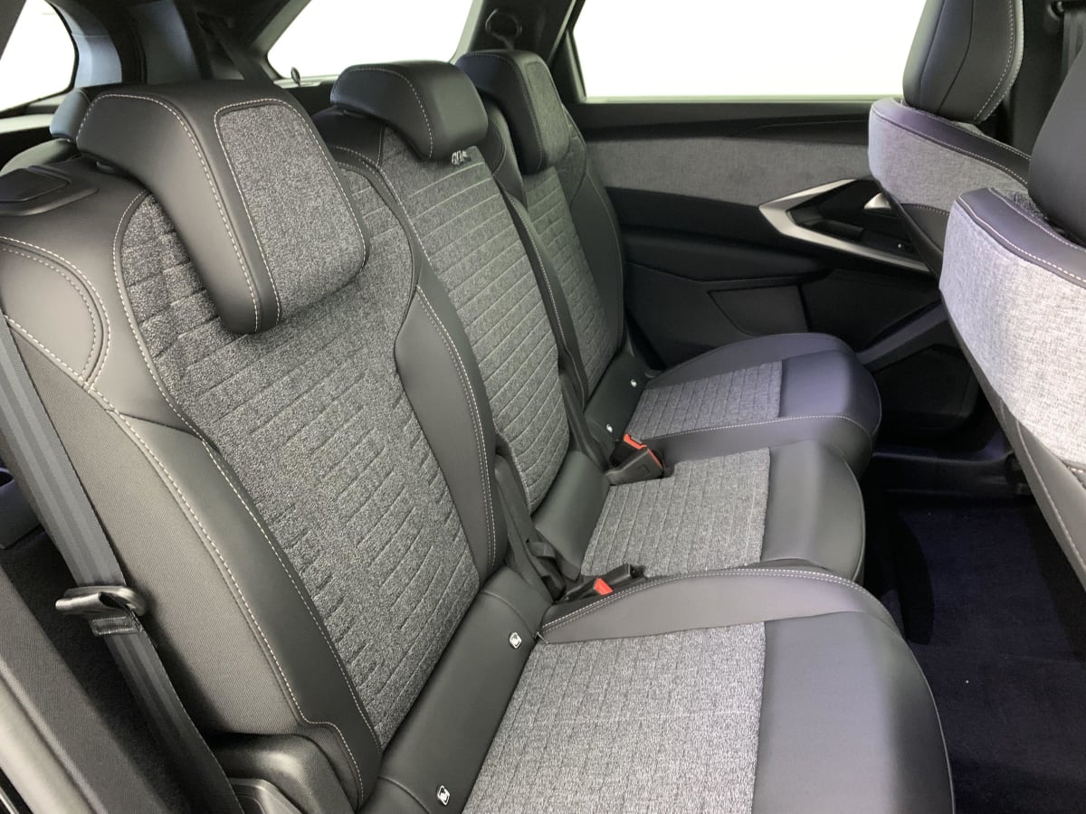 PEUGEOT 5008 Hybrid 145 e-DCS6 Allure